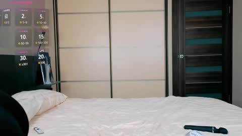 Snapshot of hazeltrue chatting on 24, 10, 2025 hazeltrue online show from 24, 10, 2025