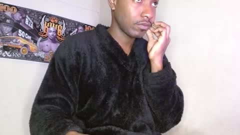 hazlan_420 online show from 28, 9, 2025