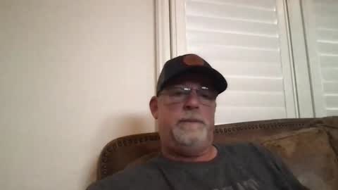 Snapshot of hdeuce22 chatting on 18, 12, 2025 Hdeuce22 online show from 18, 12, 2025