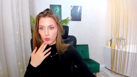 heartedlove_1 online show from 11, 3, 2025