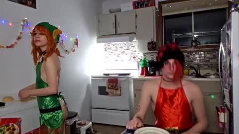 Snapshot of heartmyarc chatting on 12, 12, 2024 HeartMyArc online show from 12, 12, 2024