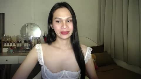 Snapshot of heather_bbyy chatting on 5, 11, 2025 heather_bbyy online show from 5, 11, 2025