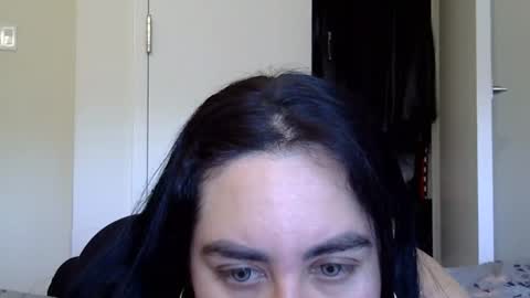 Snapshot of heatwavee chatting on 4, 1, 2025 heatwavee online show from 4, 1, 2025