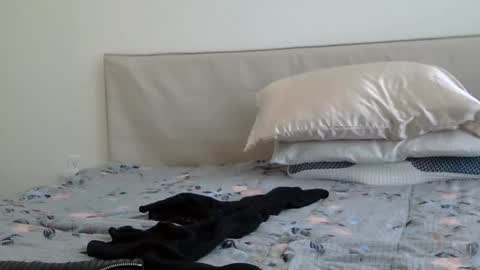 Snapshot of heatwavee chatting on 2, 2, 2025 heatwavee online show from 2, 2, 2025