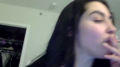 heatwavee online show from 24, 9, 2025