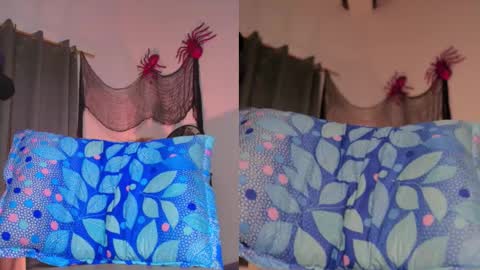 Snapshot of heaven_puertas chatting on 25, 10, 2025 heaven_puertas online show from 25, 10, 2025