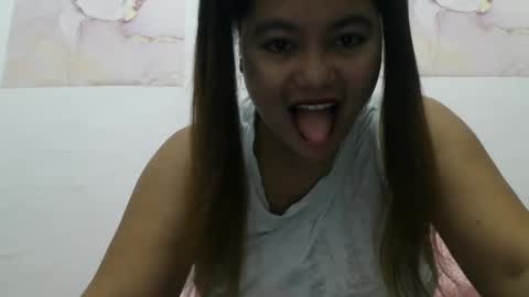 heavenlyeyes69 online show from 19, 12, 2024