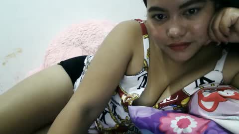 heavenlyeyes69 online show from 6, 2, 2025