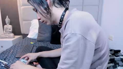 Snapshot of hecate1_ chatting on 12, 2, 2025 Keira Hecate online show from 12, 2, 2025
