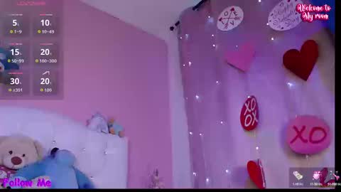 Snapshot of hecate23 chatting on 17, 9, 2025 Cath online show from 17, 9, 2025