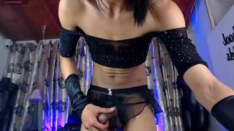 hecate_doll online show from 11, 7, 2026