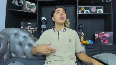 heellboy_ online show from 9, 11, 2025