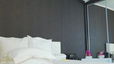 Helen online show from 2, 1, 2025