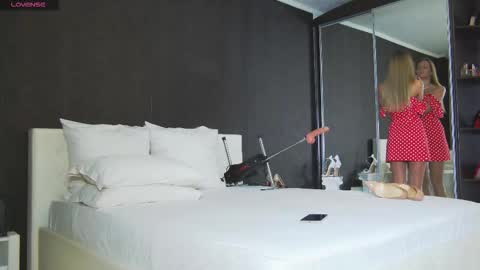 Helen online show from 9, 3, 2026