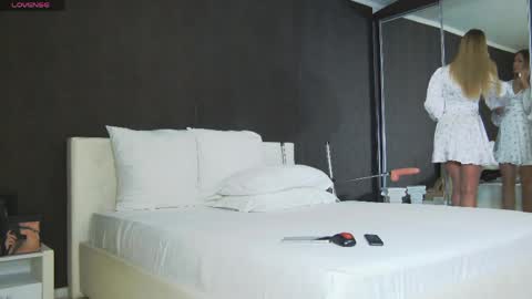 Helen online show from 29, 3, 2026