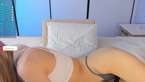 Snapshot of heidas_passion chatting on 31, 1, 2025 Heida online show from 31, 1, 2025