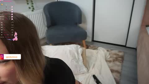 Snapshot of heidas_passion chatting on 26, 9, 2025 Heida online show from 26, 9, 2025