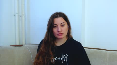 helen_adams_ online show from 13, 1, 2025