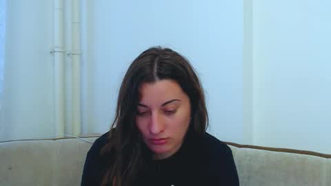 helen_adams_ online show from 5, 3, 2025