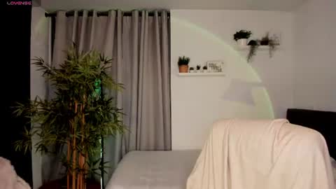 helen_miller online show from 23, 7, 2026