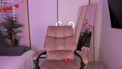 Helen online show from 13, 4, 2026