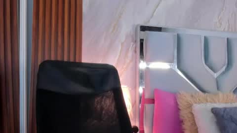 Snapshot of helena_santos01 chatting on 29, 6, 2026 Helena Santos online show from 29, 6, 2026
