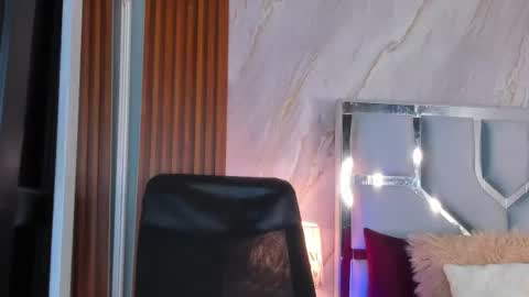 Snapshot of helena_santos01 chatting on 11, 7, 2026 Helena Santos online show from 11, 7, 2026