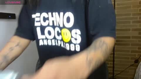 Snapshot of helenacyruss666 chatting on 3, 11, 2025 Only 18 cyrus online show from 3, 11, 2025