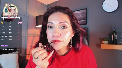 Snapshot of helenaduque_ chatting on 24, 12, 2024 Helena online show from 24, 12, 2024