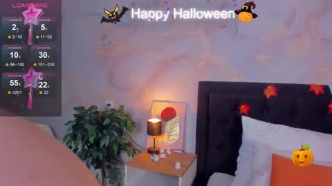 helendanvers online show from 31, 10, 2025