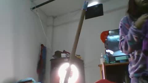 helenoliveira76340912 online show from 18, 4, 2026