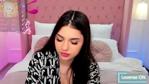 Snapshot of helentiny chatting on 29, 4, 2026 Helen online show from 29, 4, 2026