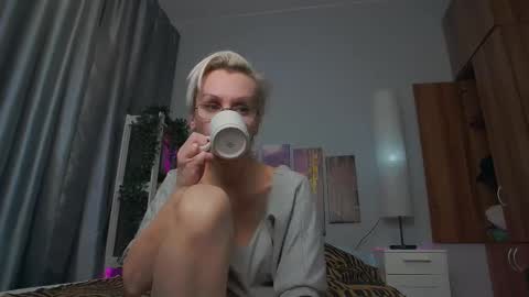 Helga online show from 27, 2, 2025