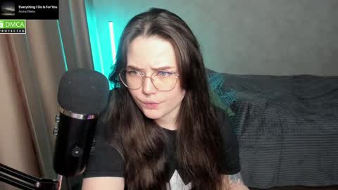 Red online show from 24, 1, 2025