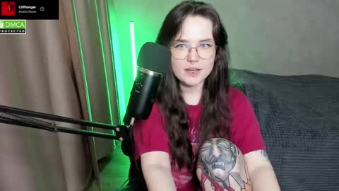 Red online show from 11, 3, 2025