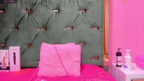 Hellen  online show from 19, 1, 2025