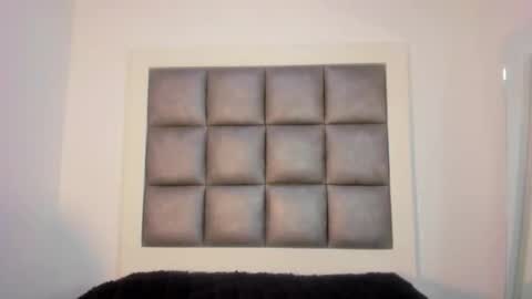 hellen__smith_ online show from 20, 9, 2025