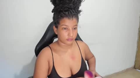 hellen_scot_ online show from 11, 11, 2025