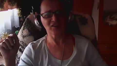 Snapshot of hellenmarie chatting on 12, 12, 2024 hellenmarie online show from 12, 12, 2024