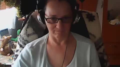 Snapshot of hellenmarie chatting on 21, 12, 2024 hellenmarie online show from 21, 12, 2024