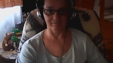 Snapshot of hellenmarie chatting on 8, 1, 2025 hellenmarie online show from 8, 1, 2025