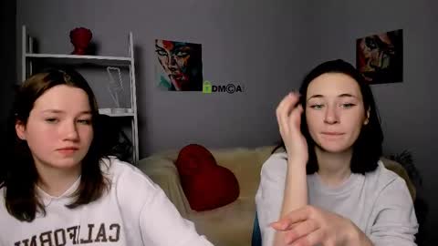 Helli online show from 4, 3, 2025