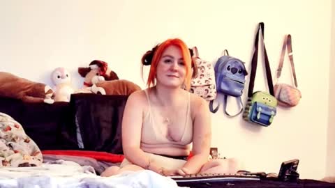 HellienaDesroser online show from 28, 9, 2025