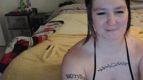 HellienaDesroser online show from 11, 6, 2026