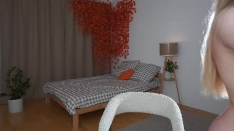 Taya online show from 8, 10, 2025