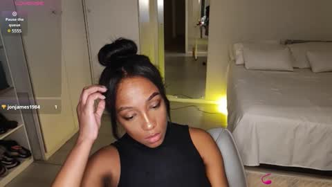 Snapshot of hellsd97 chatting on 25, 2, 2025 hellsd97 online show from 25, 2, 2025