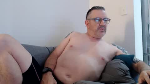 Snapshot of hempie1973 chatting on 8, 11, 2025 hempie1973 online show from 8, 11, 2025