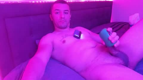 Snapshot of hennidrip chatting on 18, 1, 2026 HENNIDRIP online show from 18, 1, 2026