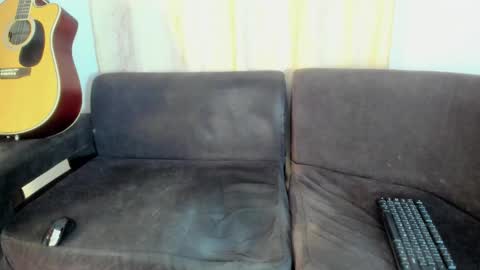 henrik_senn online show from 5, 11, 2025