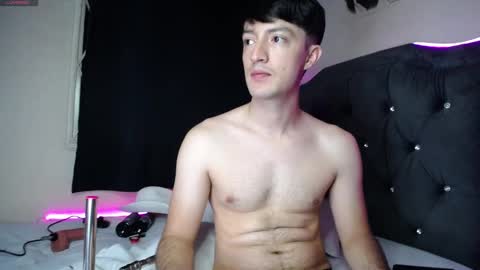 Snapshot of henry_diaz chatting on 25, 10, 2025 Henry   online show from 25, 10, 2025